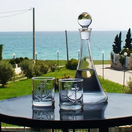 Beach House فيلة