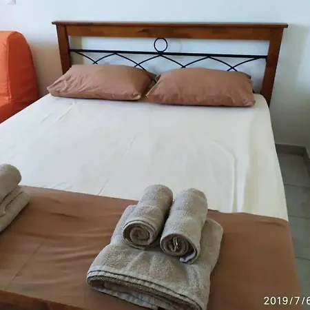 فيلة Beach House Karianí
